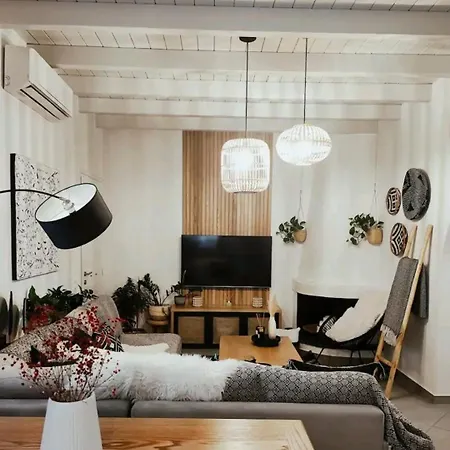 Apartament Gisnnis And Alma Nausa